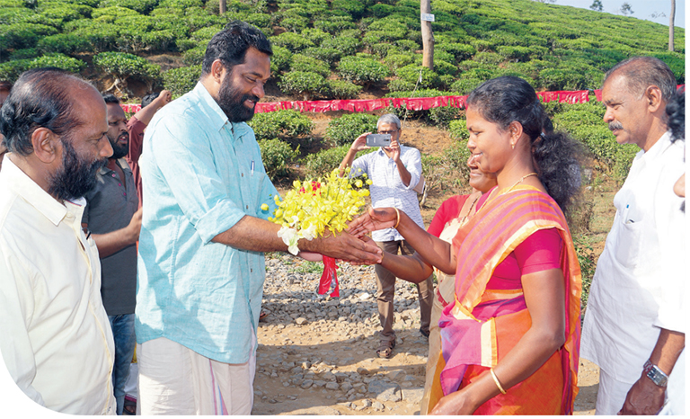 വയനാട്‌ മണ്ഡലം എൽഡിഎഫ്‌ സ്ഥാനാർഥി പി പി സുനീറിന്‌ വൈത്തിരി ചുണ്ടേലിൽ  നൽകിയ സ്വീകരണം